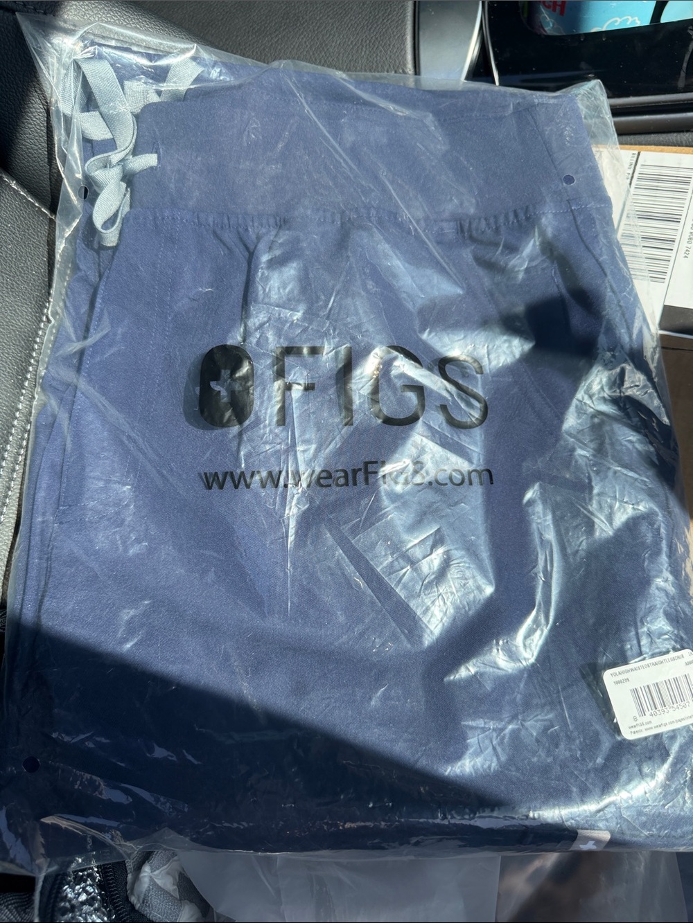 Figs Women's Straight Leg Pants in Navy